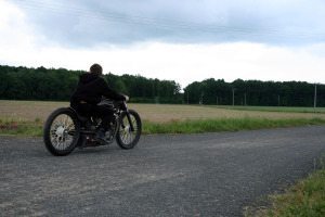 VX800 Suzuki Tracker with Rider